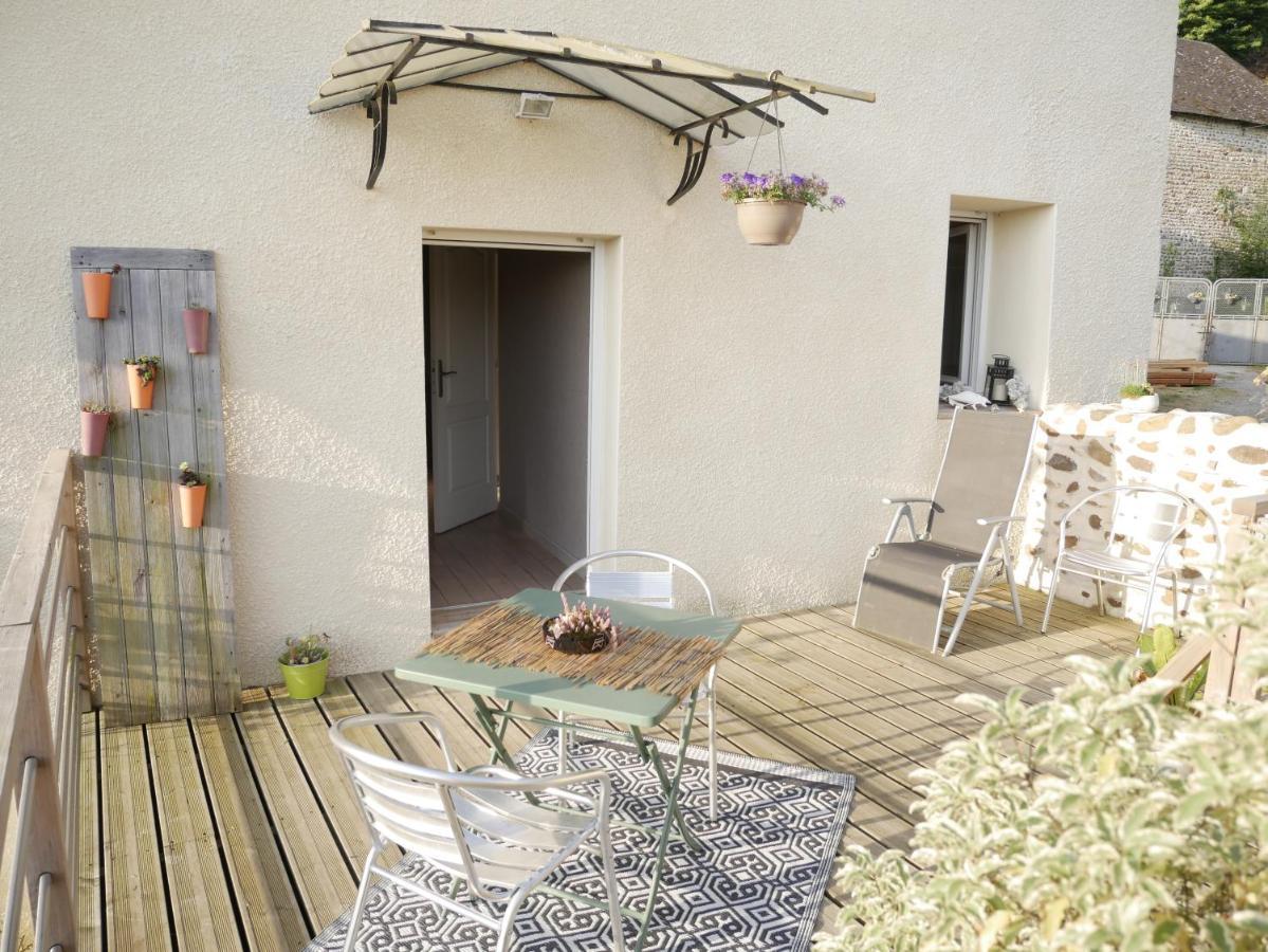 Gite De Lasbareilles Narcastet Extérieur photo