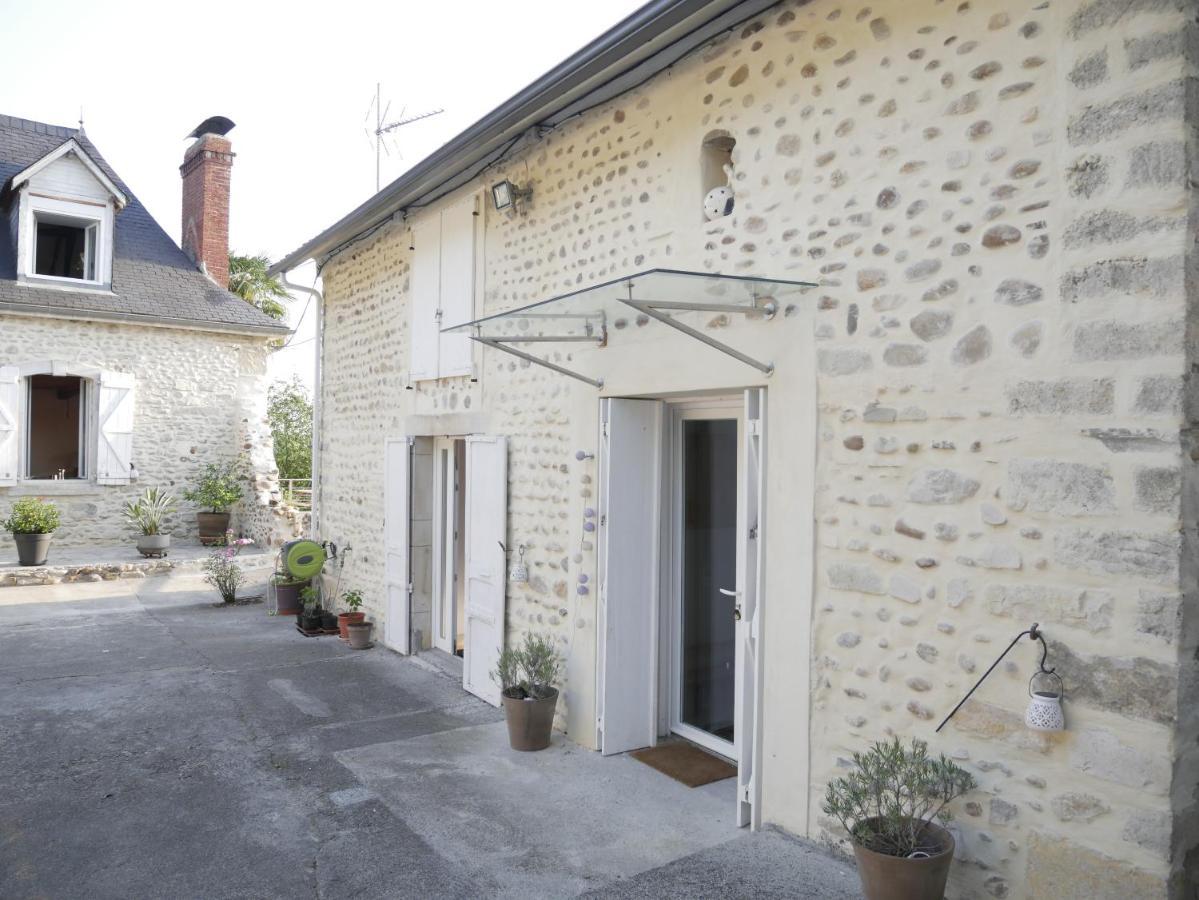 Gite De Lasbareilles Narcastet Extérieur photo