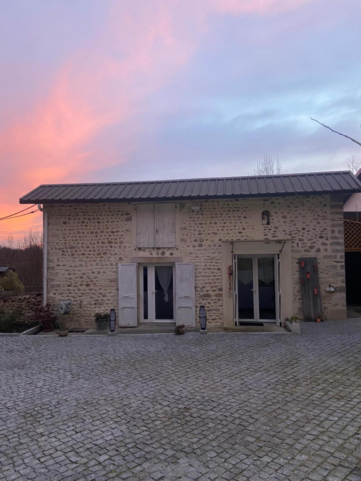 Gite De Lasbareilles Narcastet Extérieur photo